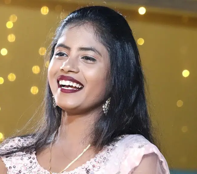 Gujarati Singer Alvira Mir