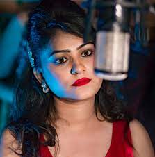 Deepali Dubey Marathi Vocalist