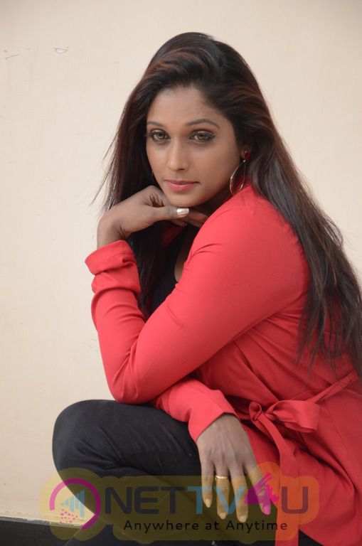Actress Archana Choudhary New Stunning Photos  Telugu Gallery