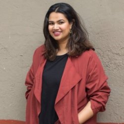 Pooja Dhingra Hindi Founder