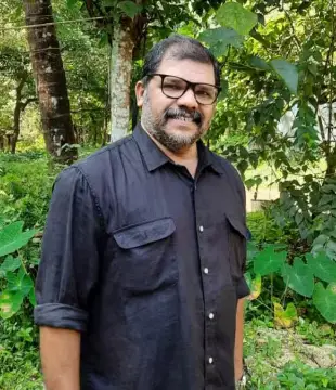 Malayalam Movie Actor Rajesh Azhikodan
