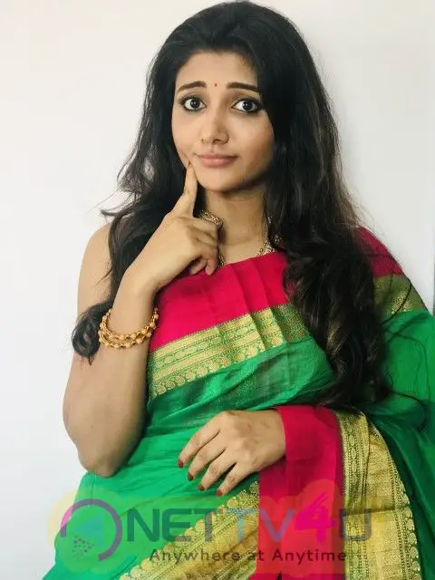 Actress Adhiti Traditional Look Photos  Tamil Gallery