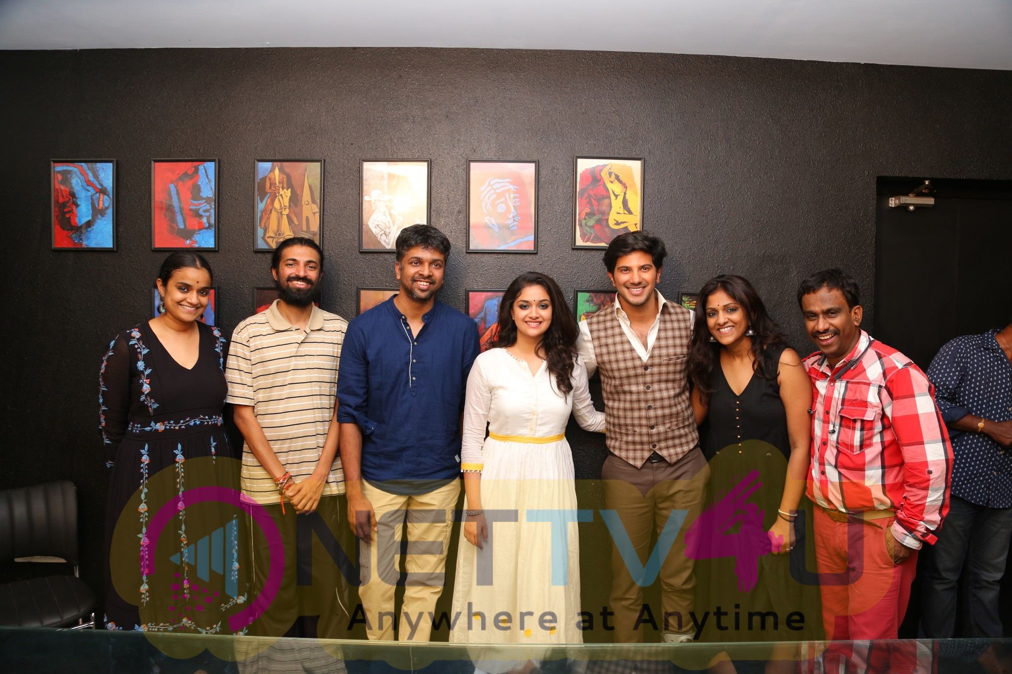Nadigaiyar Thilagam Premiere Show Images Tamil Gallery
