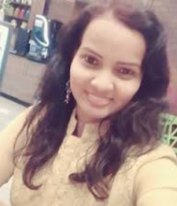 Rasika Paste Marathi Costume Designer