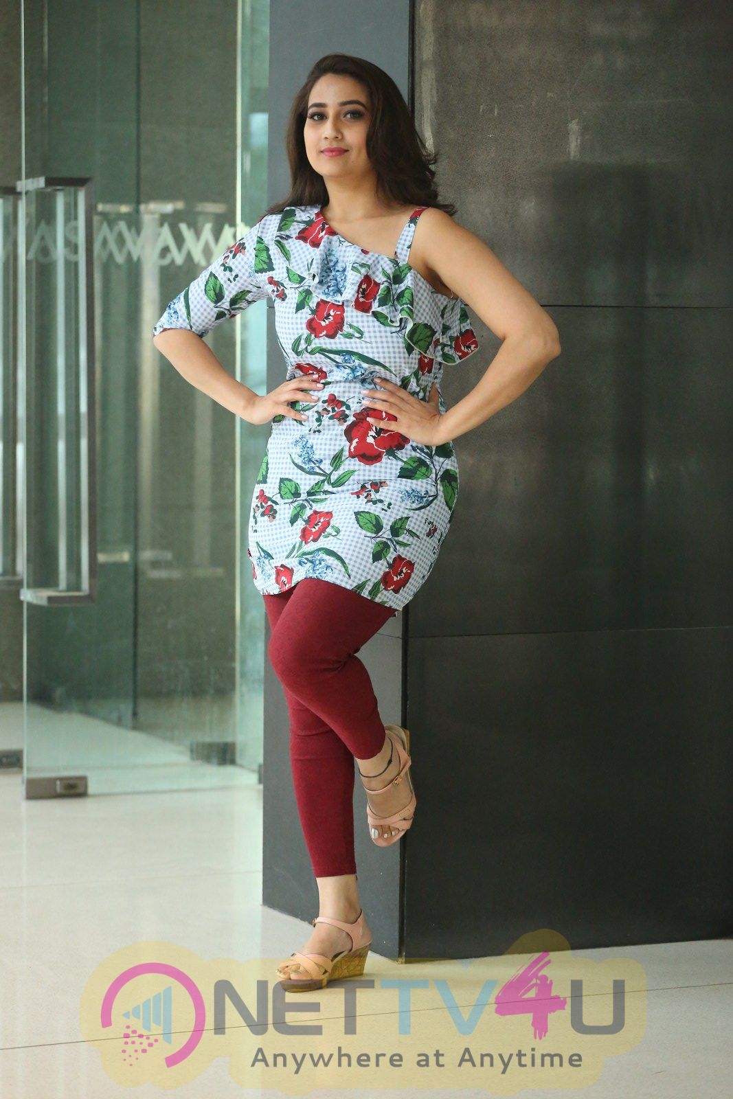 Actress Manjusha Cute Pics Telugu Gallery