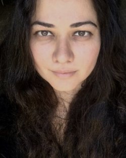 Sunny Tiku Hindi Filmmaker