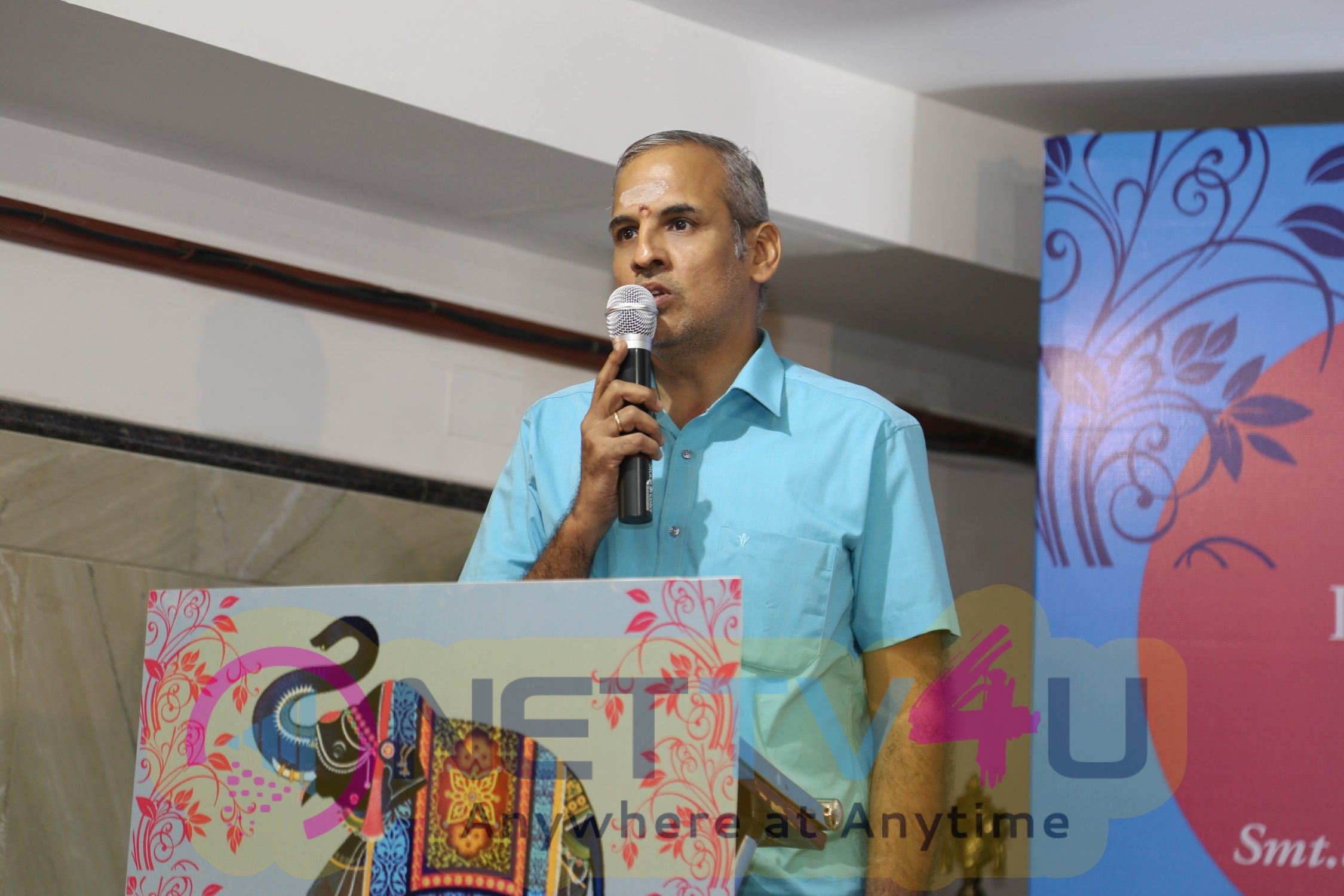 Arul Tharum Aalaya Tharisanam Book Launch Event Images Tamil Gallery