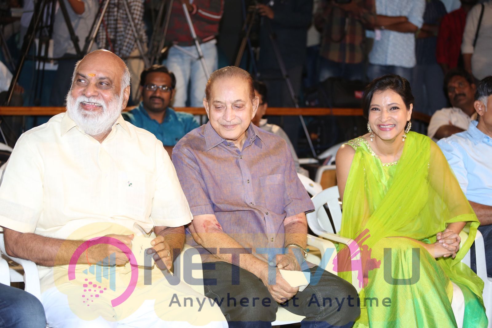 Manasuki Nachindi First Look Launch Photos Telugu Gallery