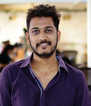 Hindi Creative Producer Akshat Vijaywargiya