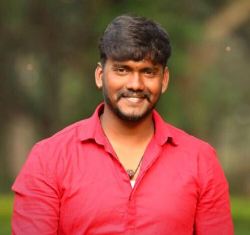 Flying King Manu Kannada Director