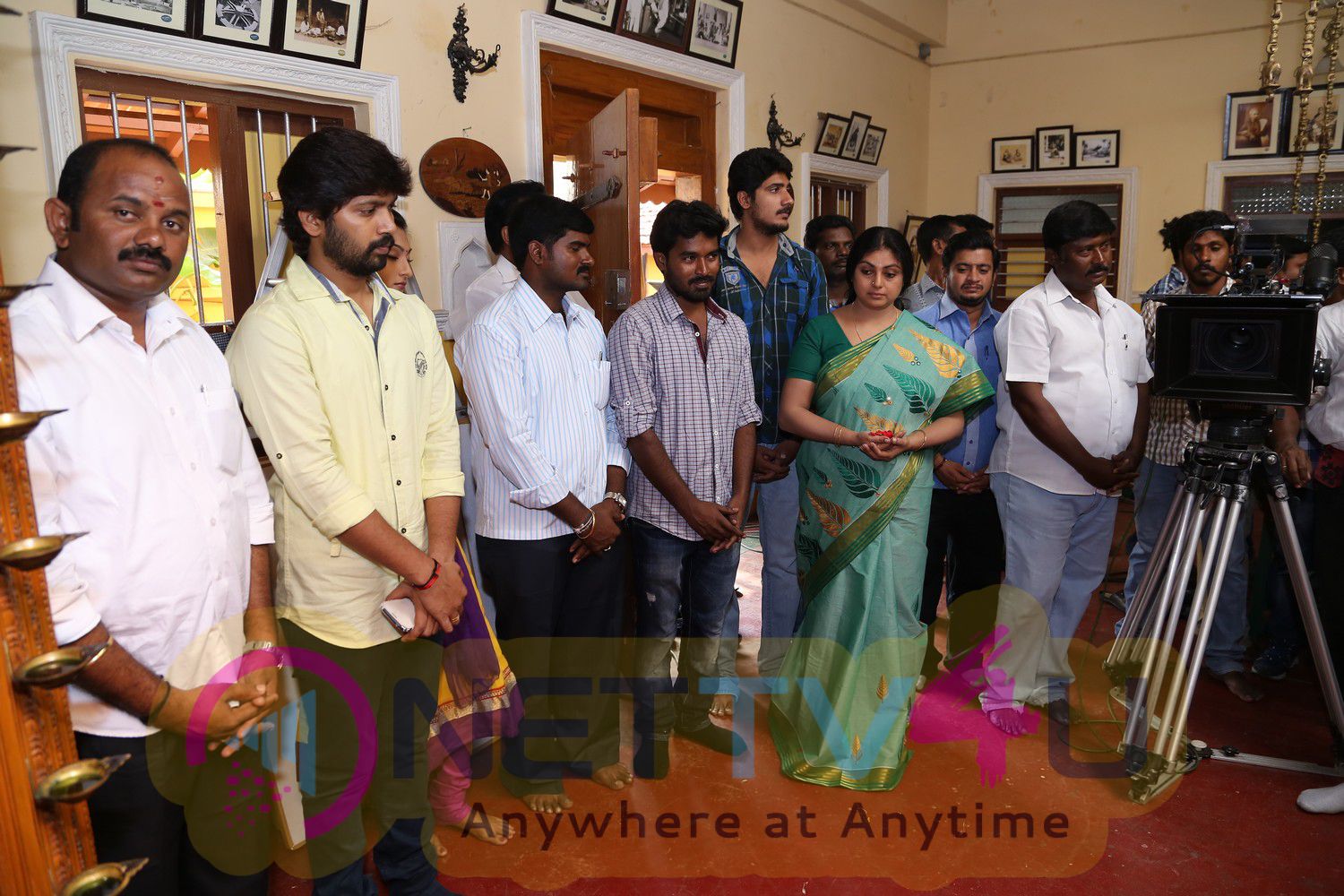 Plus Or Minus Tamil Movie Pooja Stills Tamil Gallery