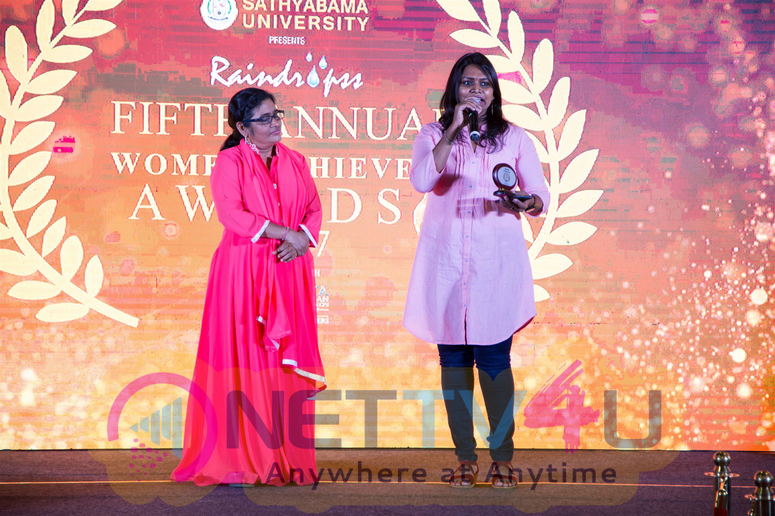 Excellent Photos Of 5th Annual Raindrops Women Achievers Awards 2017 Tamil Gallery