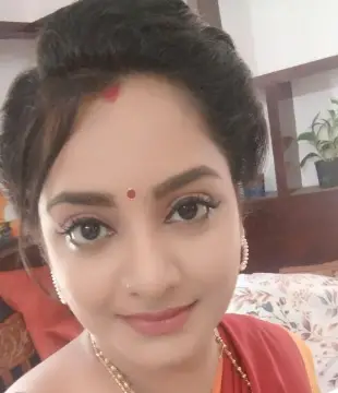 Malayalam Tv Actress Shalini Thomas