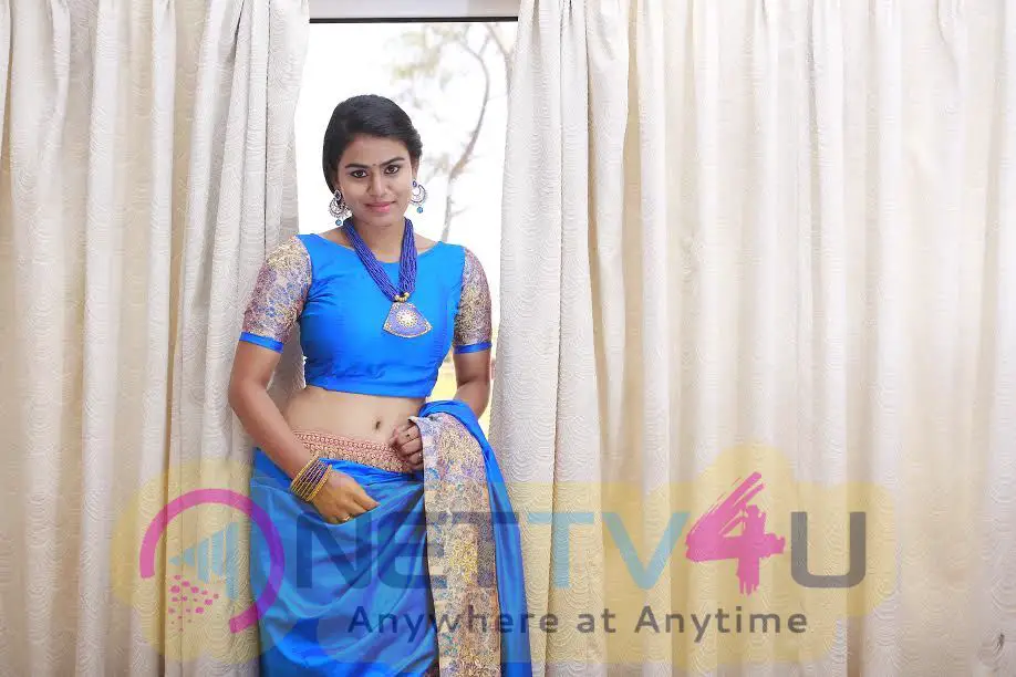 Actress Riyamikka Latest Stills Tamil Gallery