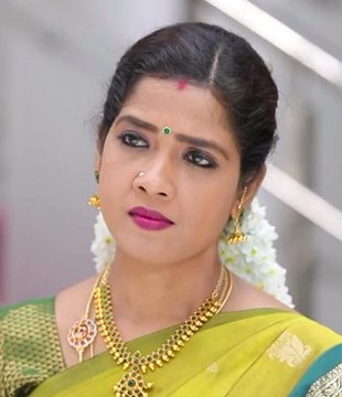 Tamil Tv Actress Oorvambu Lakshmi