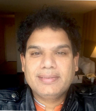 Hindi Filmmaker Sushil Deshpande