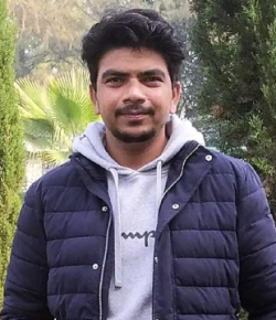 Pardeep Swaddi Hindi Assistant Director