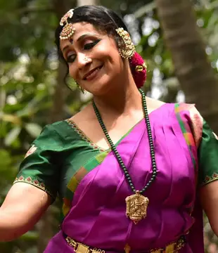 Kannada Tv Actress Vyjayanthi Kashi