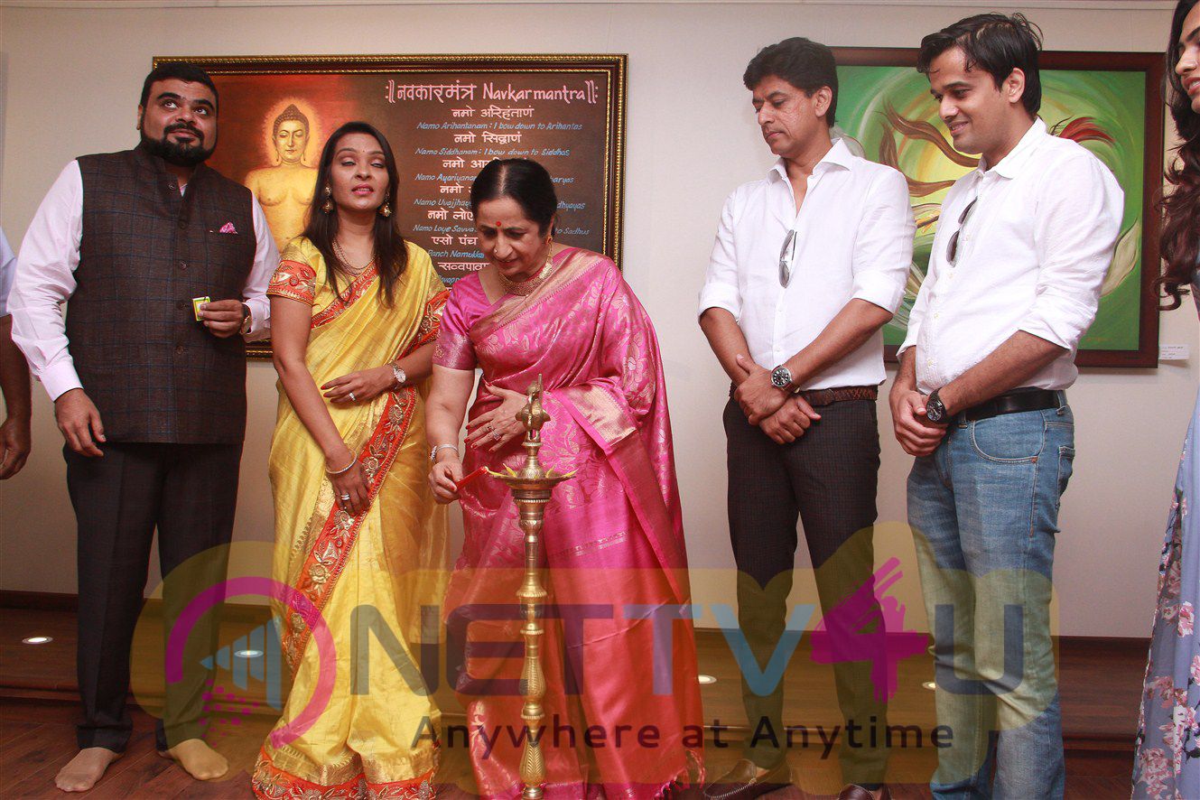  Padma Shri Aruna Sairam Inaugurated Artwaley Market Place For Painting By Dimple Jain Stiils Tamil Gallery