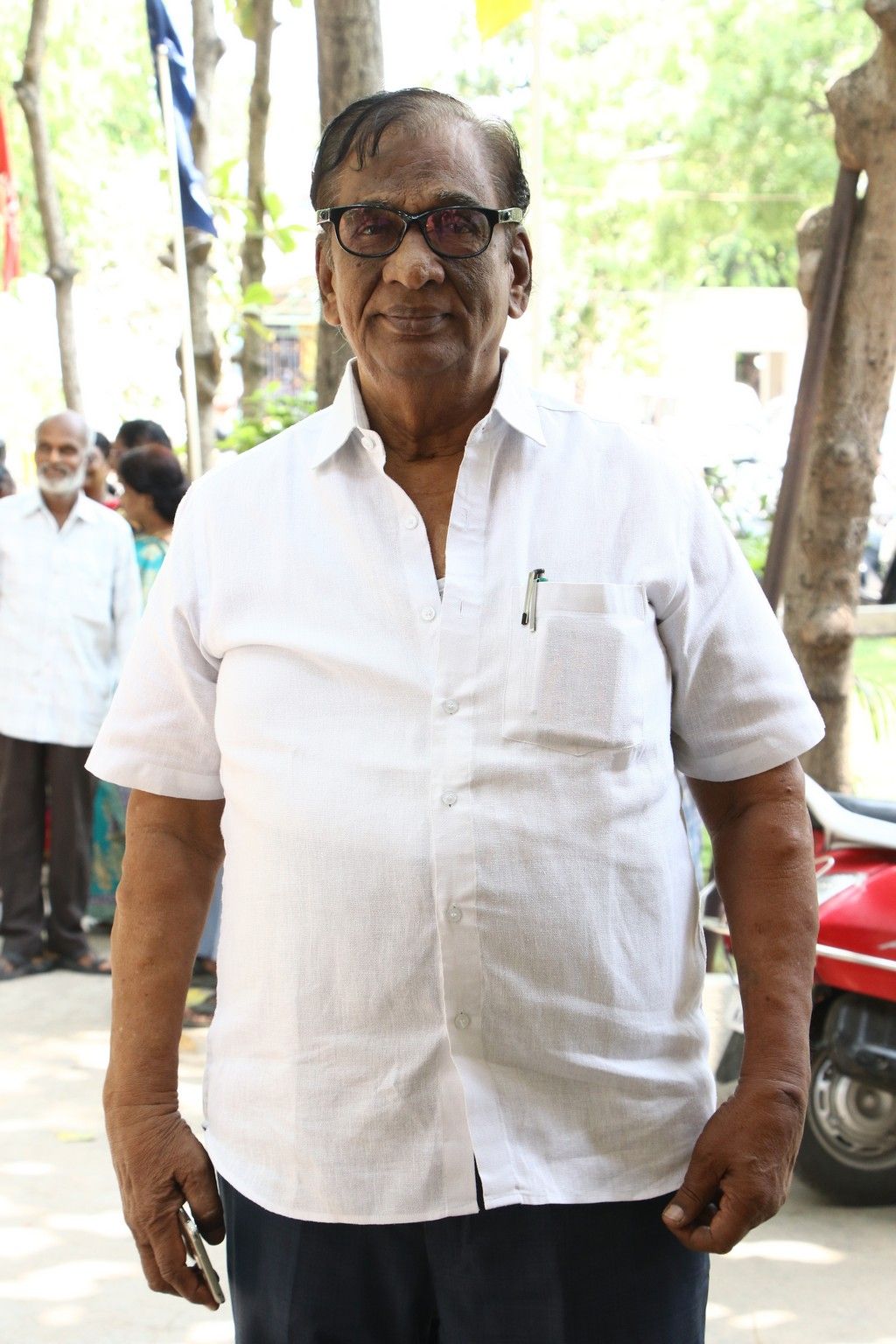 Celebrities At 33rd Anniversary Of Late Dr.Isari Velan Event Stills Tamil Gallery