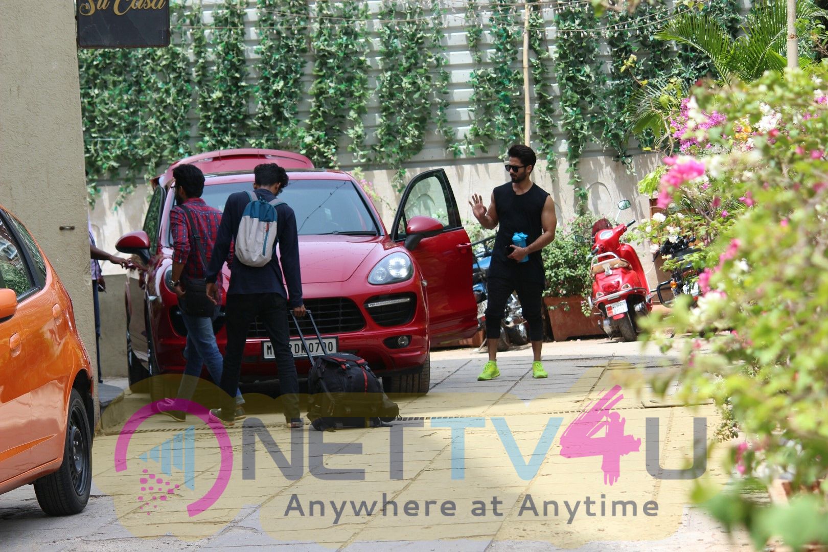  Shahid Kapoor Spotted At Gym In Bandra Images Hindi Gallery