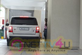 Kareena And Karishma Kapoor At Thier Mother's House In Bandra Images Hindi Gallery