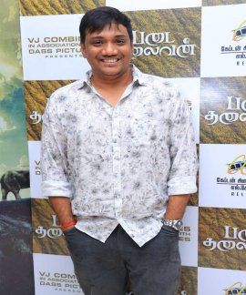 Padai Thalaivan Special Premiere Stills Tamil Gallery