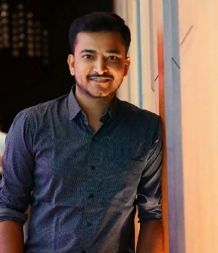 Nikhil Jha Hindi Editor