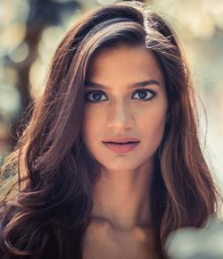 Aneesha Shah Hindi Movie Actress