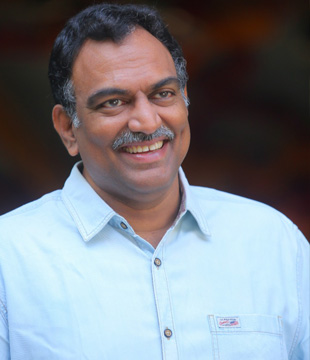 Telugu Host Veeramachaneni Ramakrishna