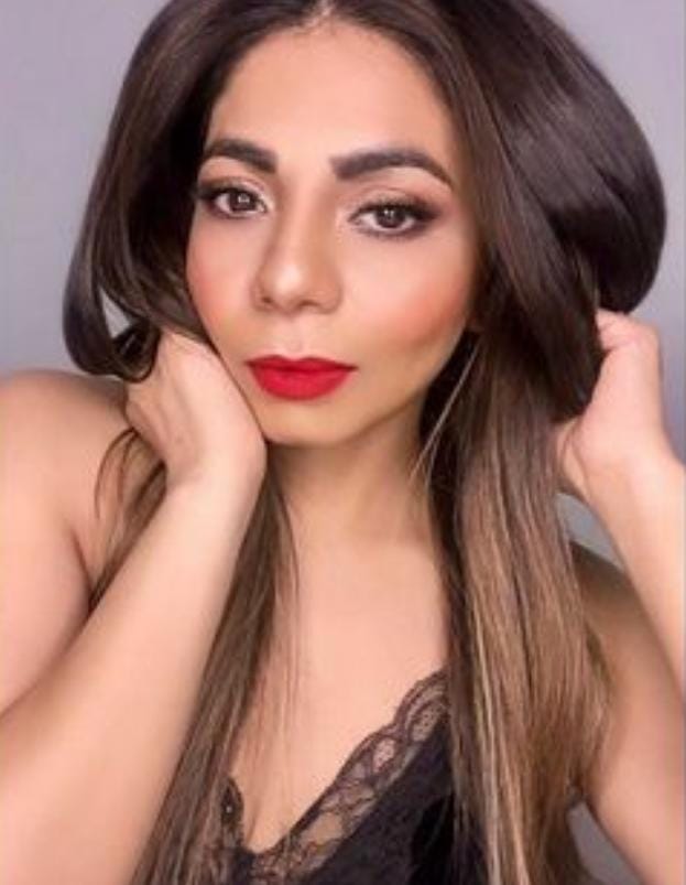 Hindi Makeup Artist Manjari Singh