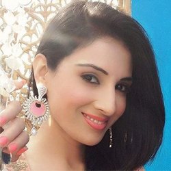 Hindi Tv Actress Tia Gangwani