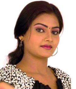 Kavinaya Tamil Movie Actress