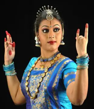 Malayalam Dancer Gayathri Govind