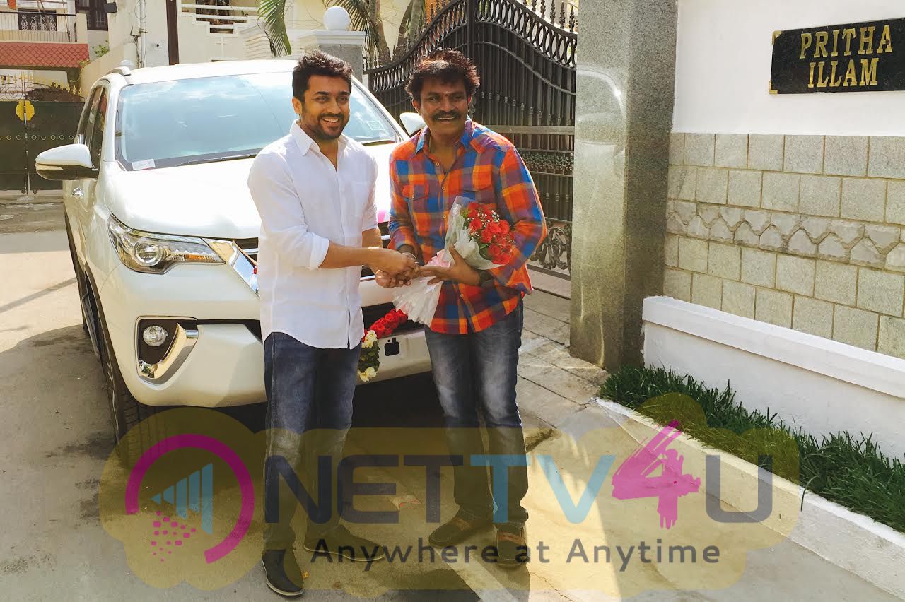 Actor Suriya Gifted Car To Director Hari Tamil Gallery