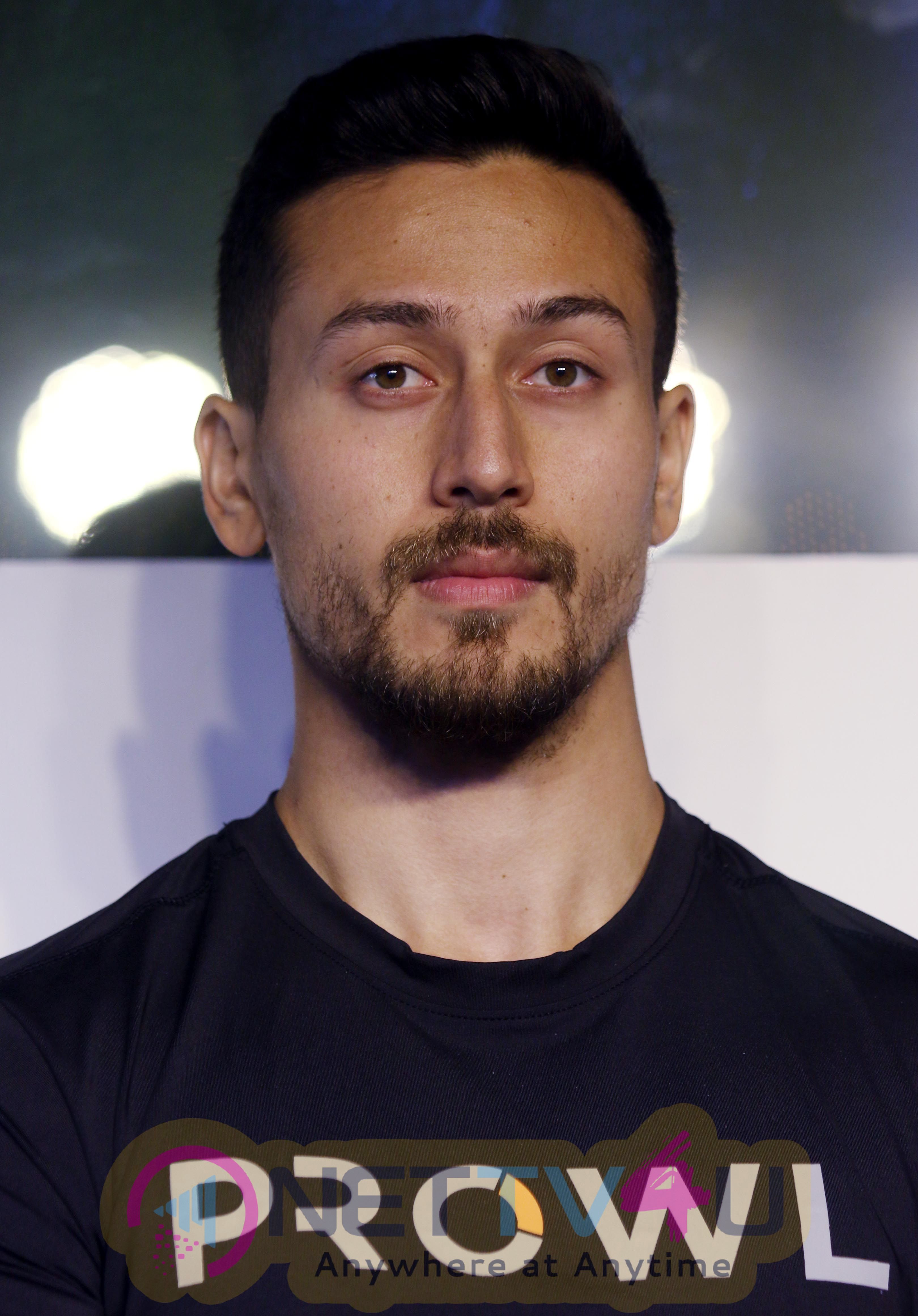 Actor Tiger Shroff  Good Looking Pics Hindi Gallery