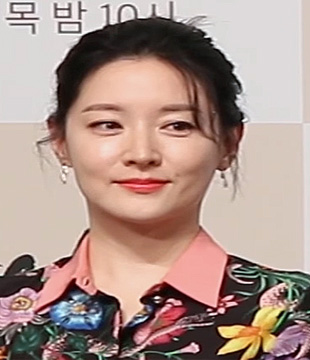 Korean Actress Lee Young Ae
