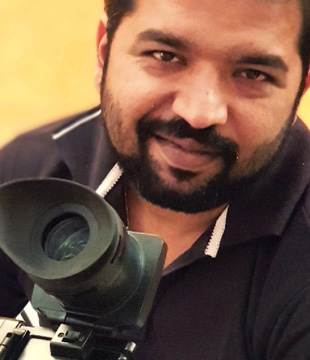 Hindi Cinematographer Shoaib V