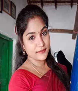 Tamil Movie Actress Sowndharya Varatha