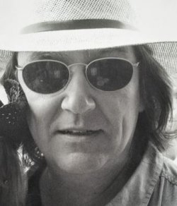 Jules Fuller Hindi Novelist