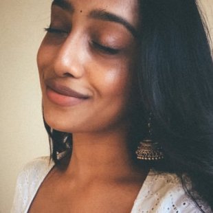 Shimona Stalin Tamil Costume Designer