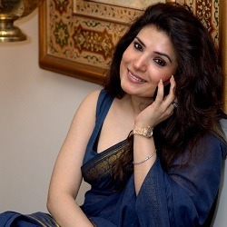 Urdu Tv Actress Resham