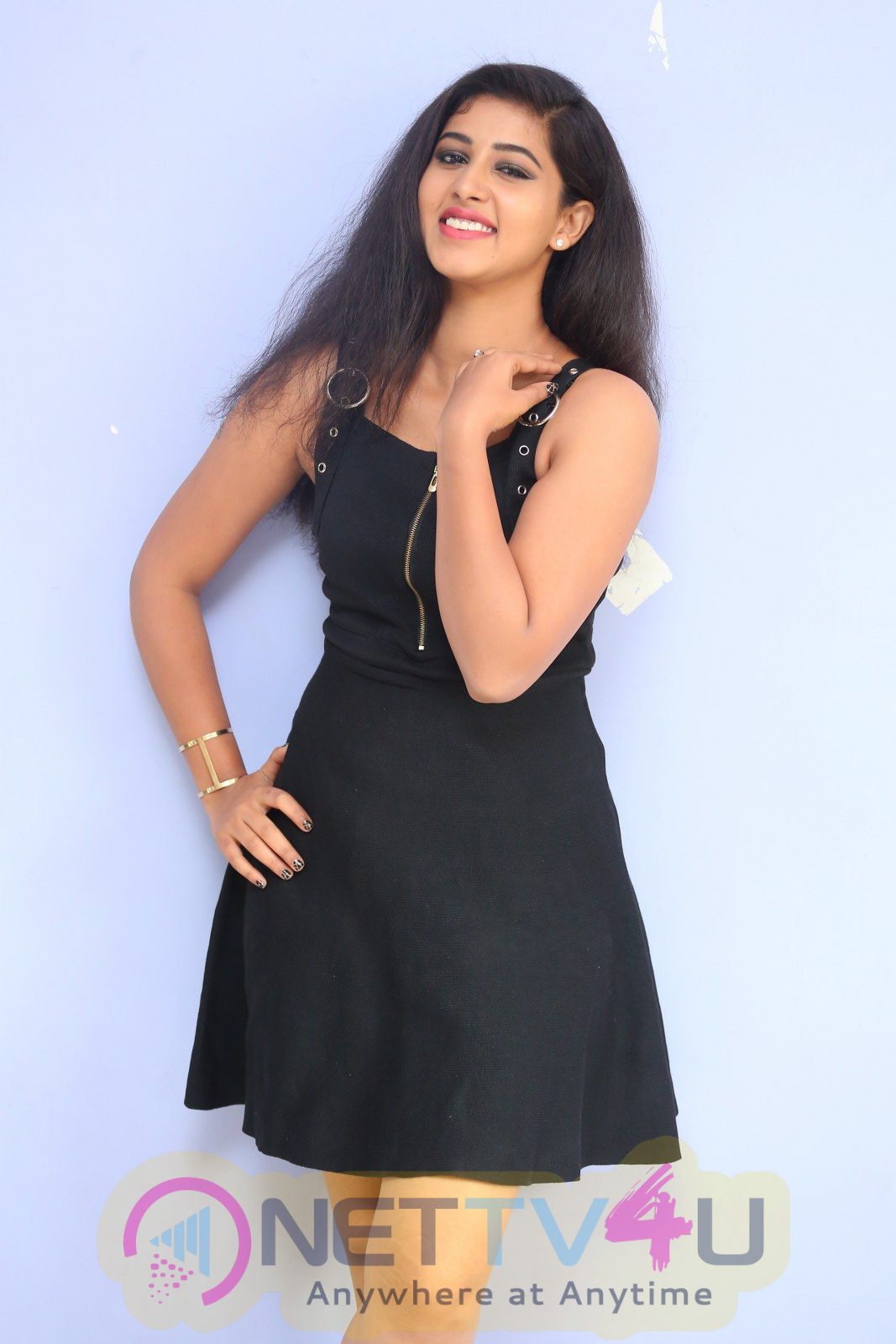 Actress  Pavani Cute Stills  Telugu Gallery
