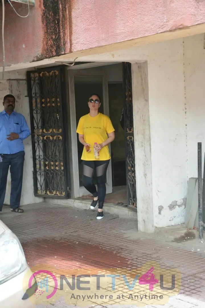 Kareena Kapoor Spot In Pilates Gym  Hindi Gallery
