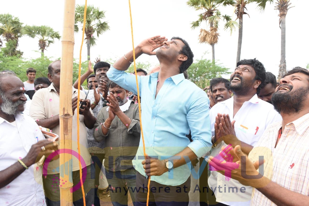 Vishal Celebrated Independence Day At Sandakozhi 2 Sets Stills Tamil Gallery