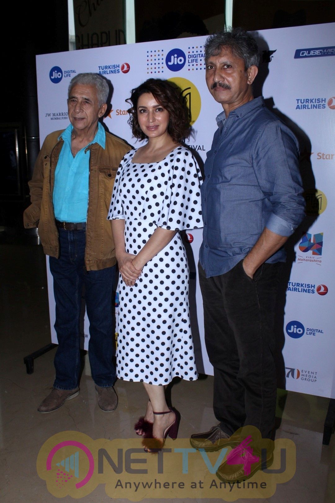 Red Carpet Of Film The Hungry With Naseeruddin Shah,Tisca Chopra & Many Celebs Photos Hindi Gallery
