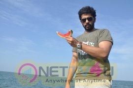 Pattarai Movie Stills  Tamil Gallery