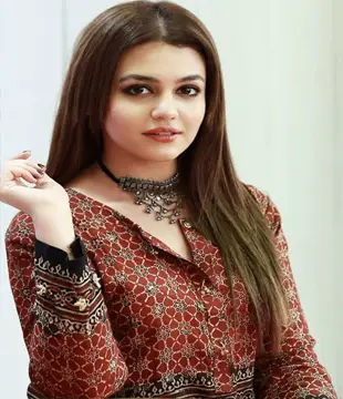 Urdu Tv Actress Zara Noor Abbas