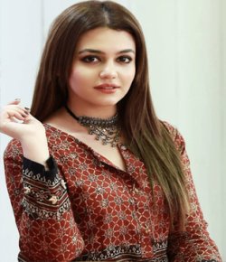 Zara Noor Abbas Urdu TV-Actress