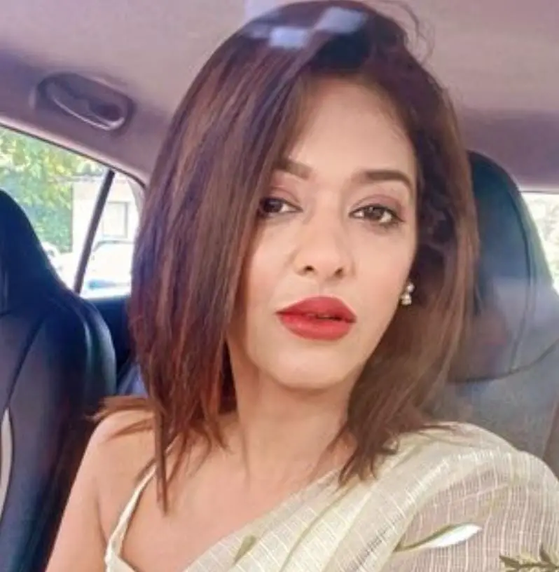 Hindi Makeup Artist Priyanka Sethi